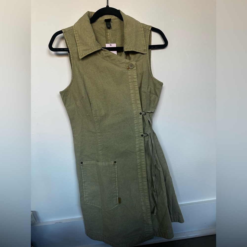 Wild Fable Green Sleeveless Midi Dress